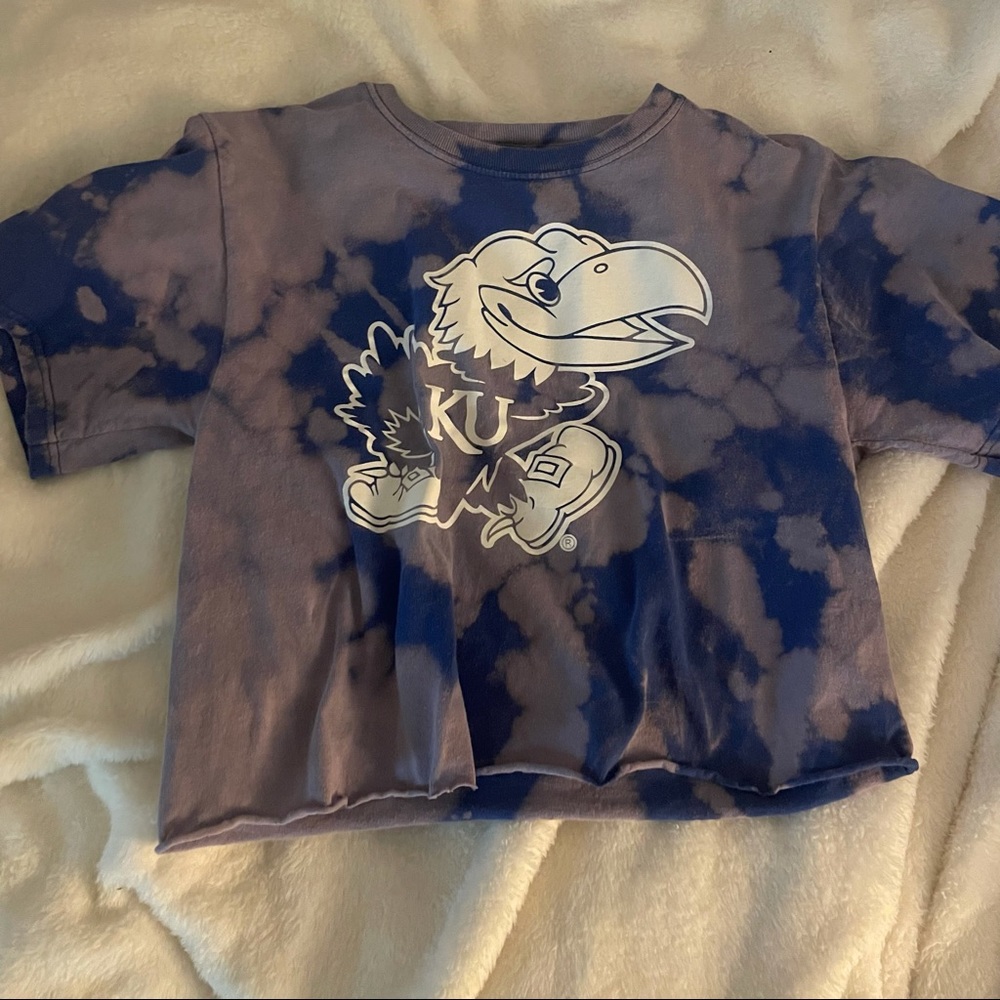 cropped tie dye ku shirt